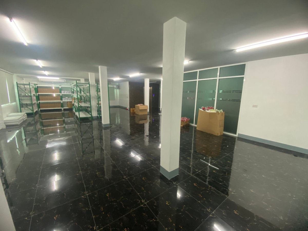 รูป 🏢 ออฟฟิศให้เช่า 3 ชั้น ‼️ราคาพิเศษ 26k💸 ใกล้ BTS บางนา 1.9 km - รูปที่ 2/12