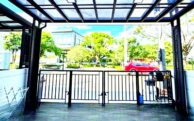 เช่าทาวน์โฮม ถนนลำลูกกา : สายไหม-พหลโยธิน บ้านสภาพใหม่กริ้บ ฟังก์ชันลงตัว 2 นอน 2 น้ำ ใกล้สายไหมอเวนิว 800 ม. 28 ตร.ว. พร้อมเฟอร์ฯ เครื่องใช้ไฟฟ้าครบ ตลาดสายไหม