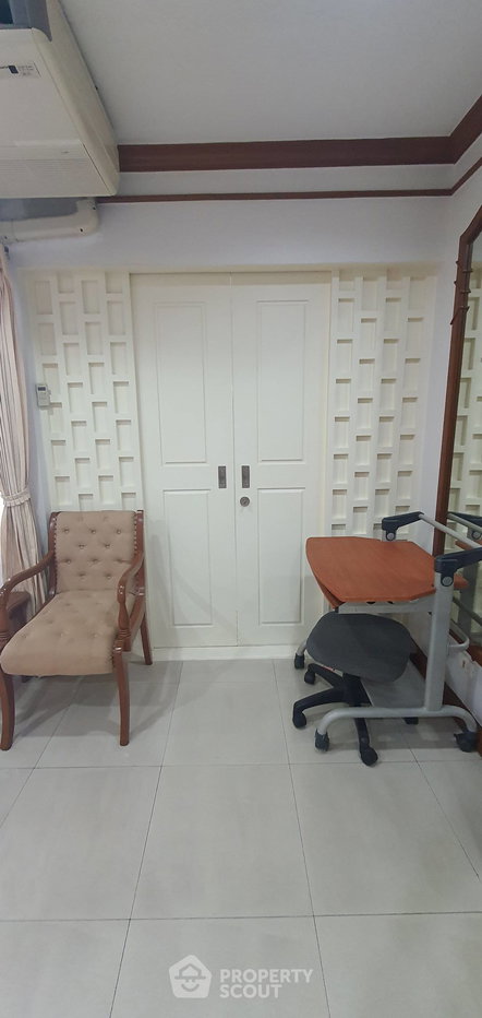 รูป คอนโด 2-ห้องนอน ที่ ฟิฟตี้ฟิฟท์ ทาวเวอร์ คอนโดมิเนียม ใกล้ BTS ทองหล่อ (ID 512248) - รูปที่ 25/33