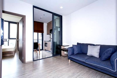 คอนโดให้เช่า : 🎈#PT2404_218🎈💥ด่วน💥ว่างชัวร์ รีบคลิก ก่อนหลุดมือ‼️ 𝗙𝗼𝗿 𝗥𝗲𝗻𝘁1️⃣3️⃣ k.🔥 #ใกล้MRTวงศ์สว่าง คอนโด   เดอะไลน์วงศ์สว่าง 