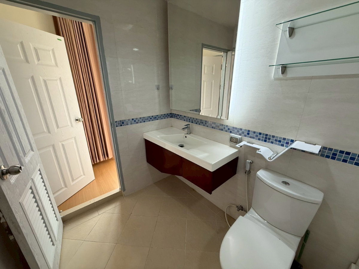 รูป Available for rent!Life Ratchada-Huaikhwang, A Cozy 2 Bedroom with 65sqm. The Best offered price 25K only. - รูปที่ 19/20