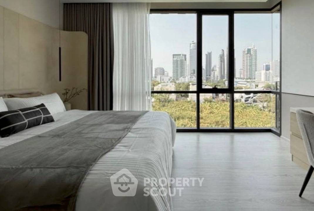 รูป คอนโด 2-ห้องนอน ที่ เดอะ รูม สุขุมวิท 38 ใกล้ BTS เอกมัย (ID 2788316) - รูปที่ 5/9