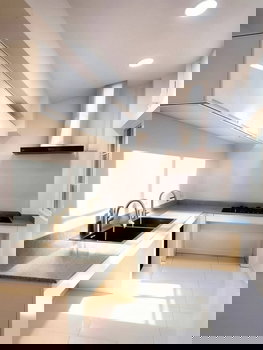 รูป ให้เช่า /Vาย  บ้านโกลเด้นทาวน์  บางนา - สวนหลวง  Townhome  สวย สไตล์อังกฤษ Renovate เสร็จใหม่ ๆ โซนคลับเฮ้าส์  - รูปที่ 25/30