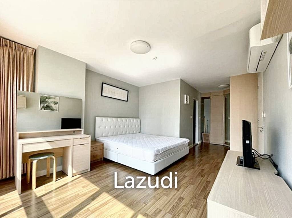 รูป 72.0 ตร.ม.  2 ห้องนอน  2 ห้องน้ำ คอนโดสำหรับ เช่าใน คลองตันเหนือ - รูปที่ 1/19