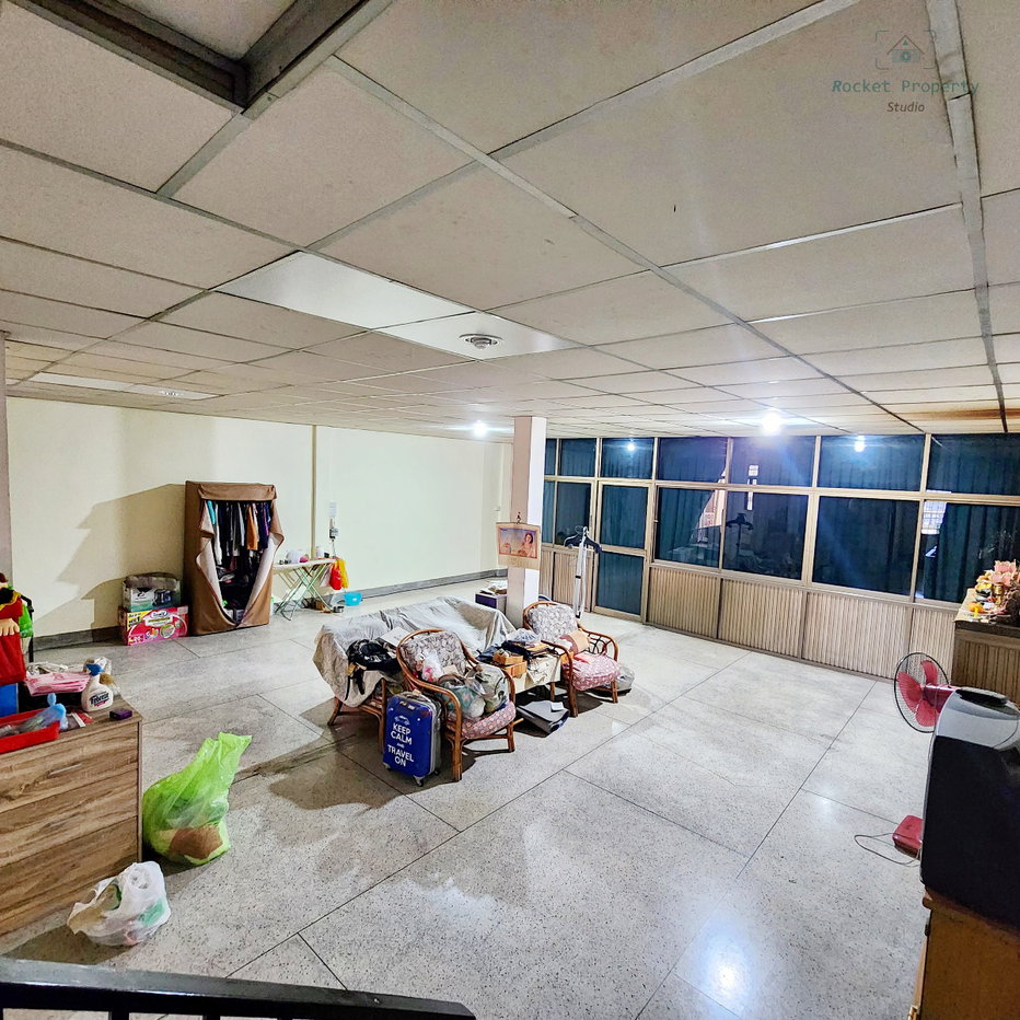 รูป ด่วน ! อาคารพาณิชย์ทำเล หายาก ติดถนนคูเมือง แหล่งท่องเที่ยวยอดนิยมสำหรับต่างชาติ เหมาะลงทุน Hostel / Boutique Hotel / Mixed-use / คาเฟ่ / คลินิก - รูปที่ 13/17