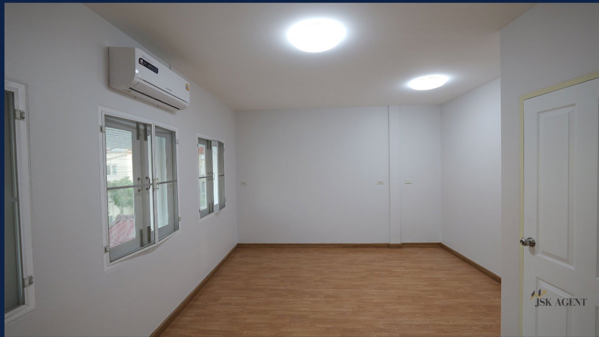 รูป ขายด่วน🔥ทาวน์เฮาส์ 2 ชั้น 3 ห้องนอน  ✨ รีโนเวทใหม่ทั้งหมด ✨ - รูปที่ 12/18