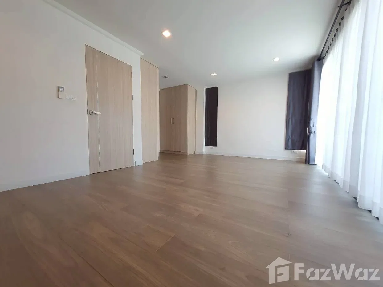 รูป บ้าน 3ชั้นให้เช่า Supalai Essence ลาดพร้าว 107 พร้อมเข้าอยู่ 6167844 - รูปที่ 13/44