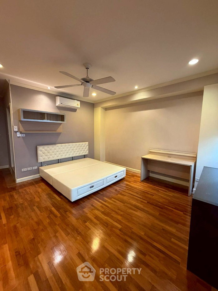 picture 3-BR Condo at Premier Condominium near BTS Phrom Phong (ID 2711868) - 14/19