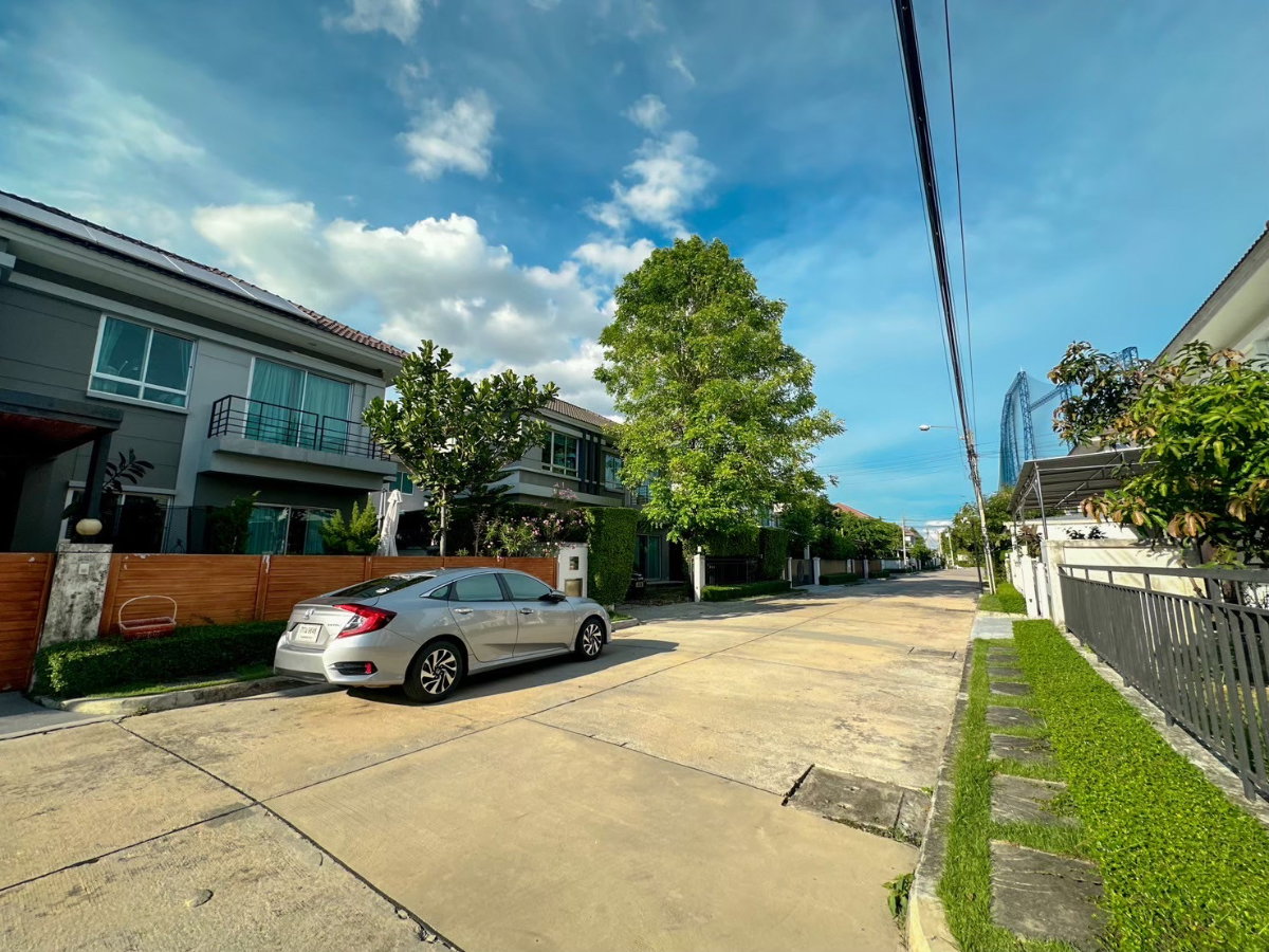 รูป (ขายด่วน) บ้านเดี่ยว ย่านรามอินทรา ติดถนนใหญ่ ขาย 9 ล้านบาท - รูปที่ 9/52