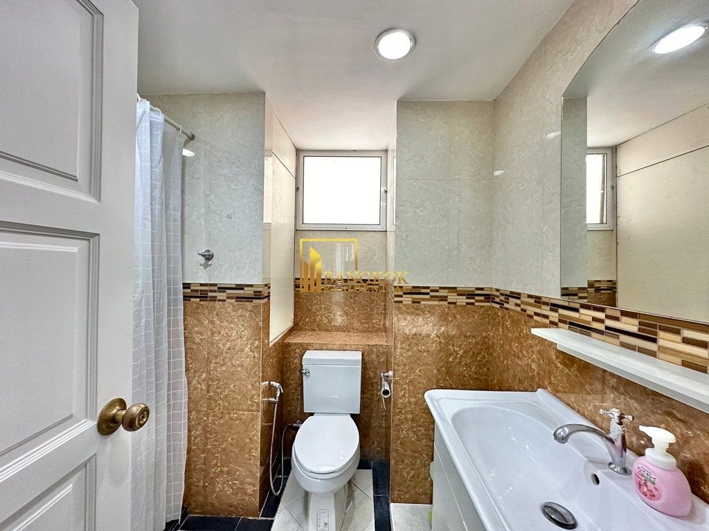 รูป Tai Ping Tower | Charming 3 Bedroom Condo For Rent in Ekkamai - BR18868CD - รูปที่ 14/30