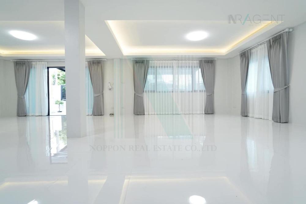 รูป 📌 ขายบ้านเดี่ยว โครงการ เดอะมาสเตอร์ รอยัล สวนหลวง ร.9 2 ชั้น 5 ห้องนอน 3 ห้องน้ำ - รูปที่ 2/8