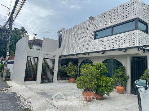 บ้าน 4-ห้องนอน ใกล้ MRT สุทธิสาร (ID 1504168)