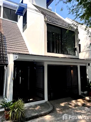 ทาวน์โฮม BTS พร้อมพงษ์ : ขาย ทาวน์เฮ้าส์ 4 ห้องนอน ใน คลองตันเหนือ, กรุงเทพมหานคร 5863915