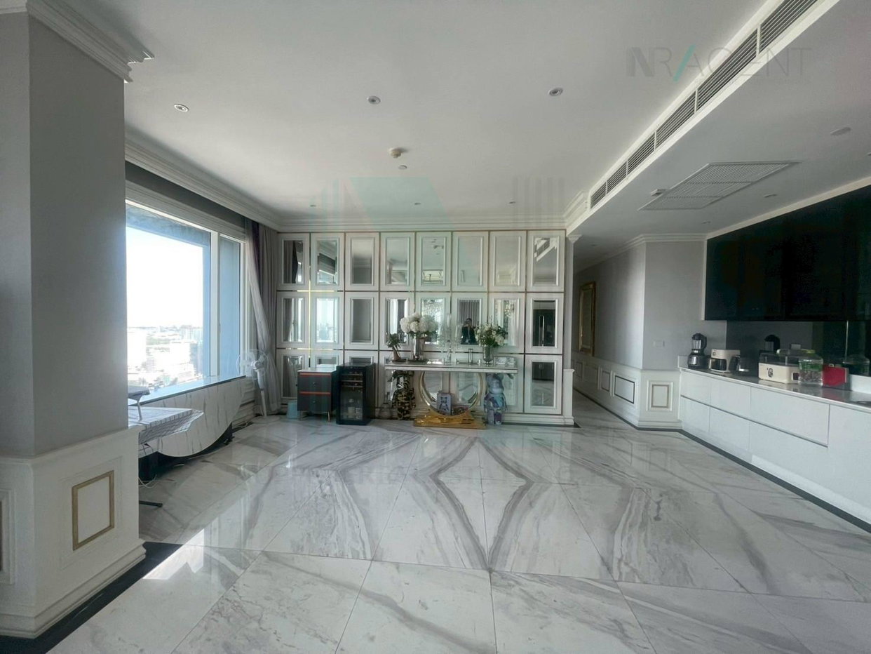 รูป 🎉 ให้เช่าคอนโด คิว อโศก อาคาร 1 ชั้น 42 Penthouse ขนาด 274.00 ตรม ใกล้ MRT สถานีเพชรบุรี - รูปที่ 4/8
