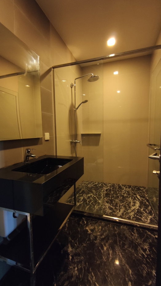 picture Condo for Rent – Spacious 44 sqm High Floor, Prime Location Edge - 3/9