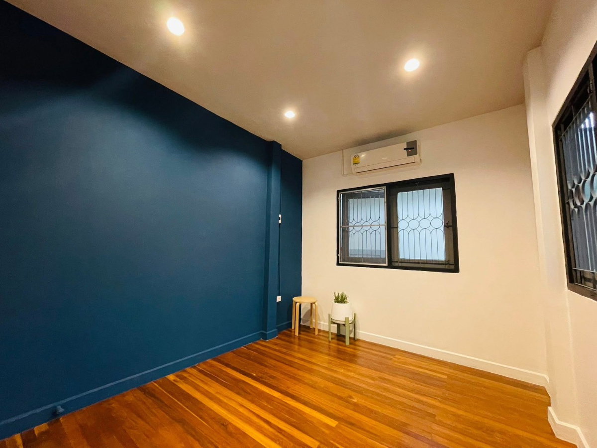 รูป 🏡✨ ปล่อยเช่าและปล่อยขายบ้านเดี่ยวสไตล์รีสอร์ต 2 ห้องนอน 2 ห้องน้ำ ตกแต่งพร้อมอยู่ บรรยากาศร่มรื่น ใกล้BTS สายสีชมพู สถานีสามัคคี - รูปที่ 14/18