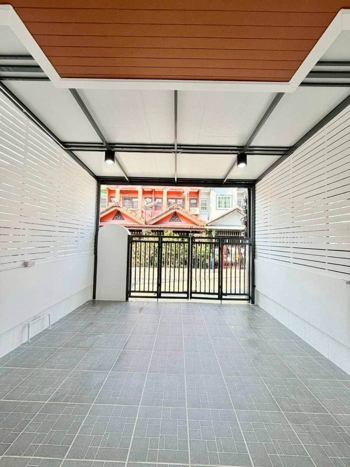 รูป บ้านสวย รีโนเวทใหม่  หมู่บ้านจิตตกาญจน์  บางใหญ่  ติดถนนกาญจนาภิเษก  ห่างเซ็นทรัล เวสเกต เพียง 500 เมตร - รูปที่ 4/23