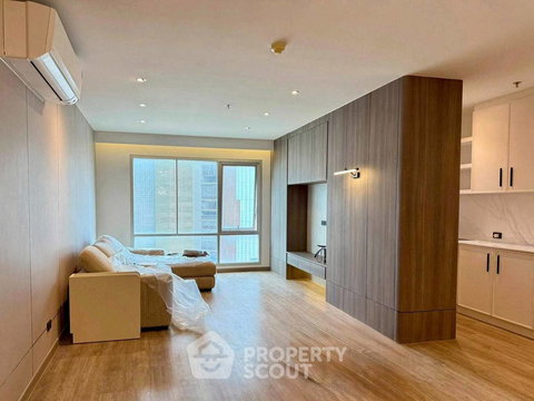 1-BR Condo at Silom Grand Terrace Condominium near BTS Sala Daeng (ID 2796333)