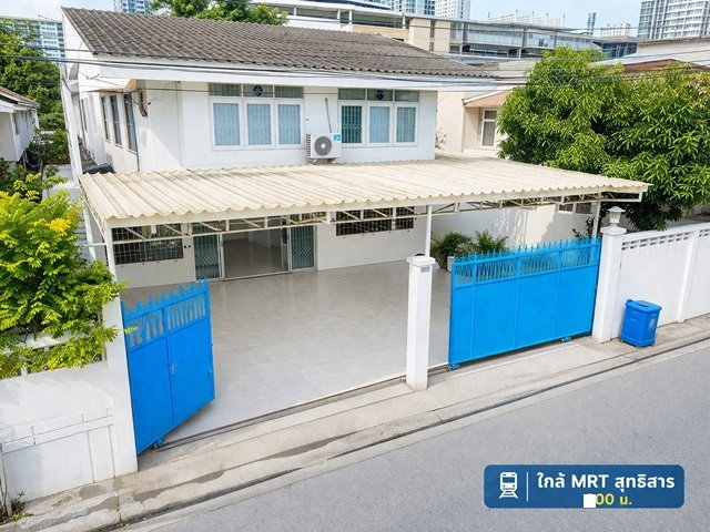 รูป คฤหาสน์ 2 ชั้น 4 นอน 2 น้ำ 50 ตร.ว.300 ตร.ม. ใกล้ MRT สุทธิสาร 450ม. จอดรถในบ้านได้ 3 คัน - รูปที่ 1/8