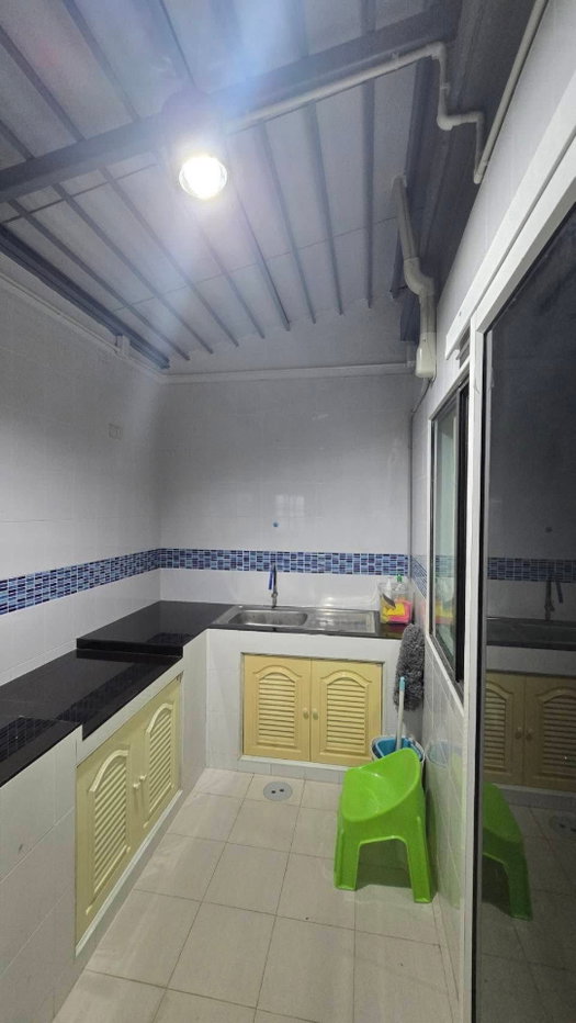 รูป 🏡✨ ขายและปล่อยให้เช่า ทาวน์เฮาส์ 2 ชั้น พฤกษาวิลล์ ศรีสมาน ปากเกร็ด นนทบุรี 3 ห้องนอน 2 ห้องน้ำ ทำเลศรีสมาน–ปากเกร็ด แต่งครบ พร้อมอยู่! - รูปที่ 8/12