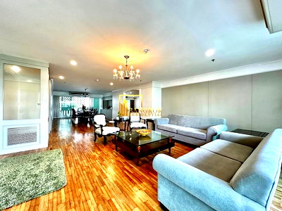 Apartment building for rent Sukhumvit Road : Beautifully Renovated 4 Bedroom Apartment in Sukhumvit 20 - BR21151AP