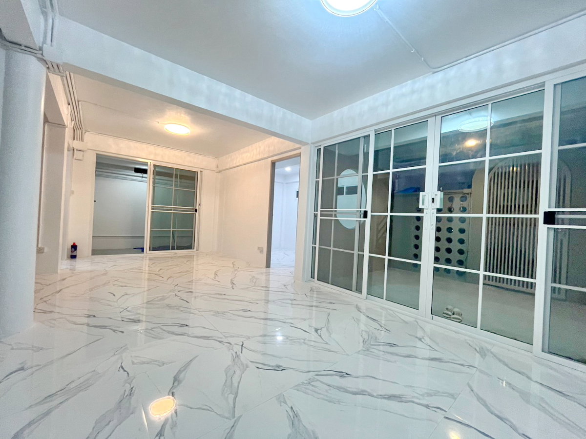 picture HK0478, House for rent 3 Br., Ratchada-Suthisan - 4/13