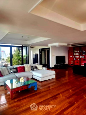 Condos for rent Market Place Nanglinchee : 3-BR Condo at Baan Piya Sathorn near MRT Si Lom (ID 2797205)