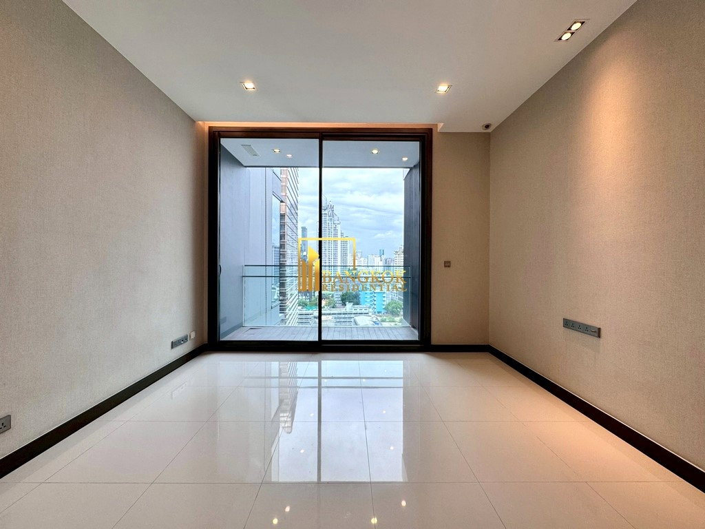 รูป Q Sukhumvit | Luxurious 2 Bedroom Condo Next to BTS Nana - BR19597CD - รูปที่ 2/38