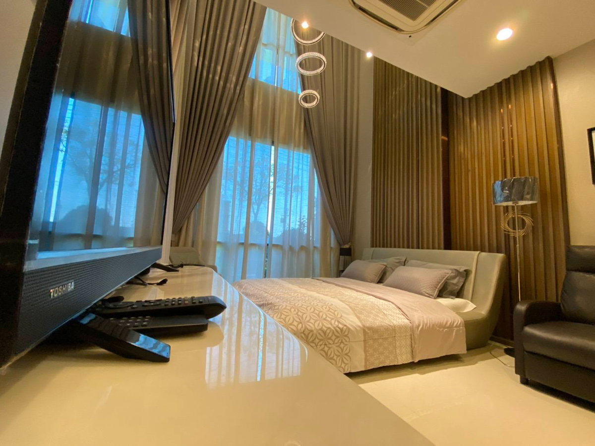 รูป WS7057 💎 ให้เช่าบ้านเดี่ยว 8 ห้องนอน ใกล้ สนามบินสุวรรณภูมิ เพียง 160,000/เดือน - รูปที่ 2/10