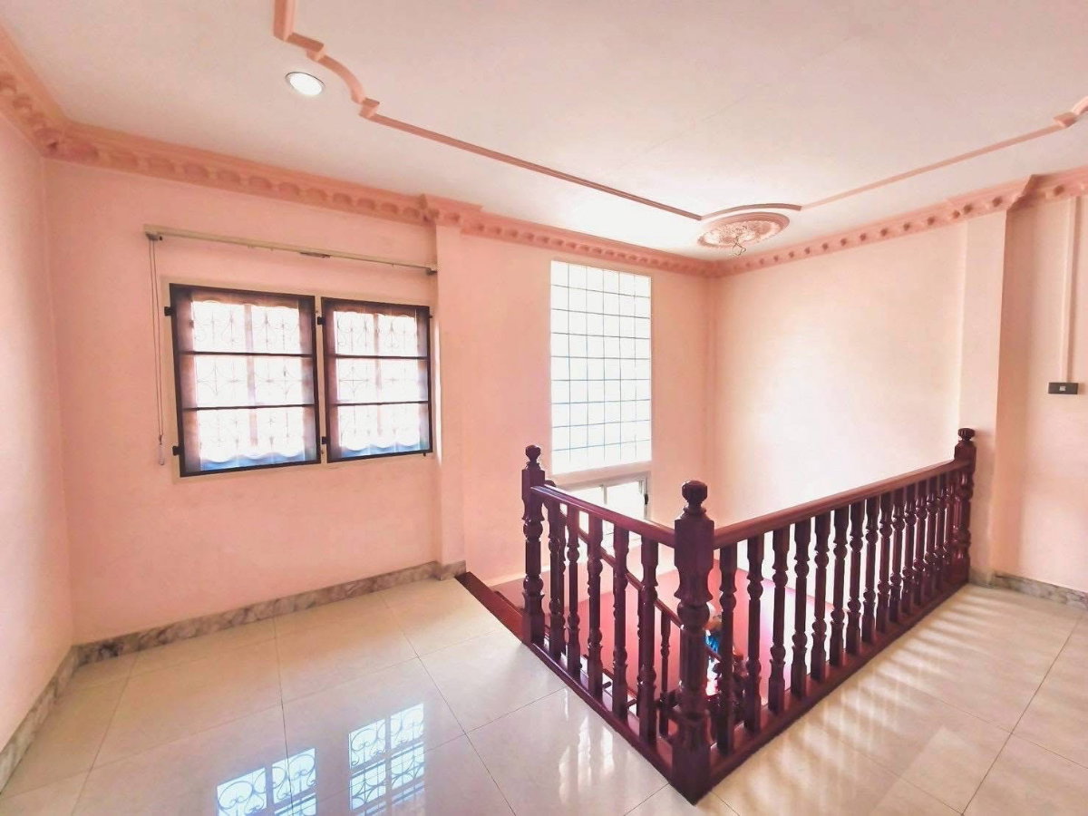 รูป ปล่อยเช่า‼️บ้านเดี่ยว มบ.ช.รุ่งเรือง 6 ขนาด 54 วา 4 ห้องนอน 3 ห้องน้ำ จอดรถได้ 2 คัน บางบัวทอง นนทบุรี - รูปที่ 17/20