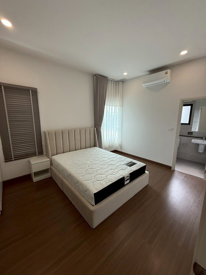 รูป [VR0246]🔥 ลดเหลือ 80,000/เดือน | Britania บางนา–ศรีวารี หลังใหญ่ที่สุด แปลงมุม ติดสวนส่วนกลาง 🔥 - รูปที่ 11/26