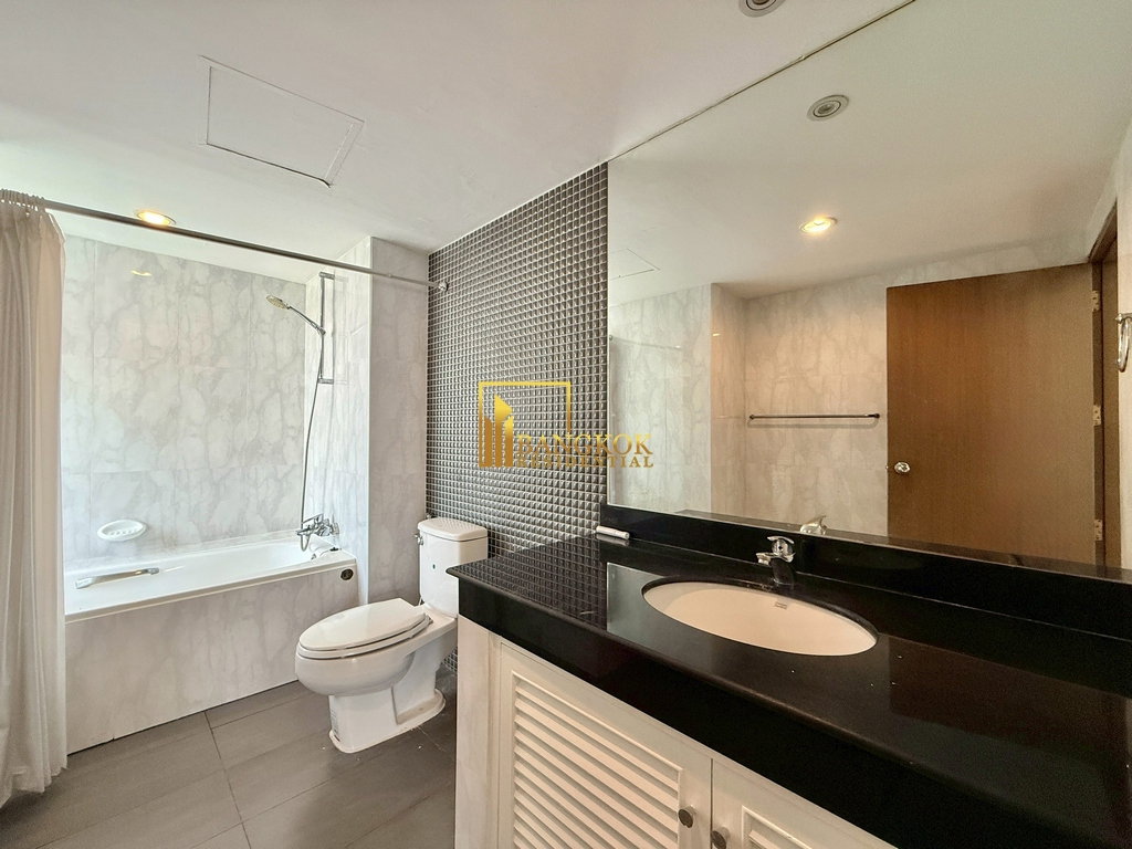 picture Spacious 3 Bedroom Apartment For Rent in Phrom Phong Area - BR21368AP - 25/51