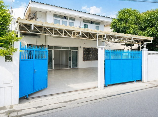 รูป ใกล้ MRT สุทธิสาร 450ม. จอดรถในบ้านได้ 3 คัน คฤหาสน์ 2 ชั้น 4 นอน 2 น้ำ 50 ตร.ว.300 ตร.ม. - รูปที่ 1/8