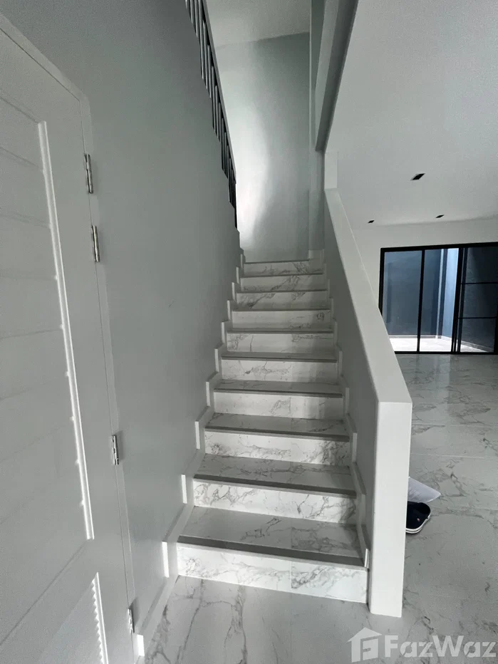 รูป ขาย ทาวน์เฮ้าส์ 3 ห้องนอน ใน พระโขนงเหนือ, กรุงเทพมหานคร 1686724 - รูปที่ 8/16