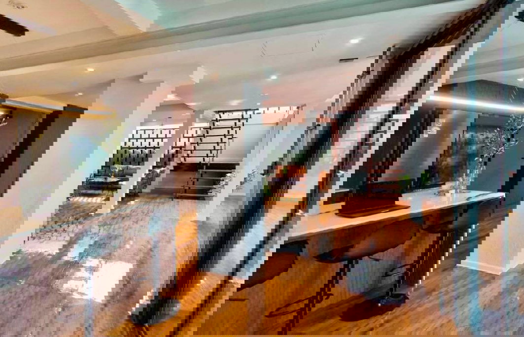 รูป 🏊ขาย Pool Villa อ่อนนุช 17 จอดรถได้เยอะมาก 6 คัน และรอบบ้านอีก 5 คัน จะเป็นออฟฟิตหรืออยู่อาศัยก็เหมาะ - รูปที่ 8/16