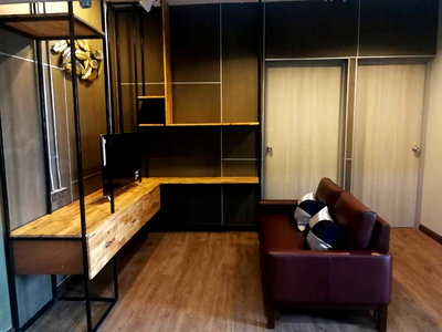 Condos for rent : Pathumwan                      Place