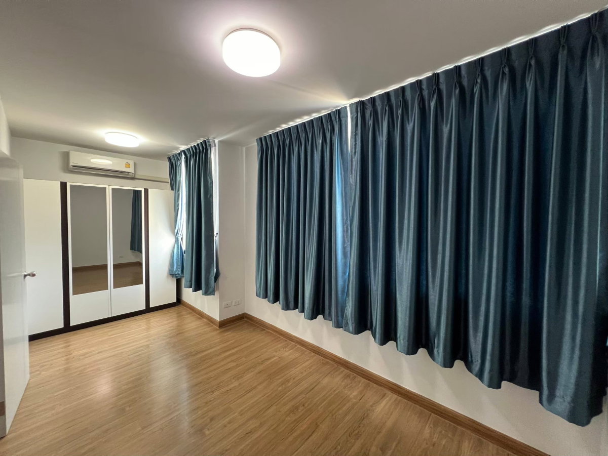 รูป ขาย&ให้เช่า ทาวน์โฮม 2 ชั้น หน้ากว้าง 5.5 เมตร 3 ห้องนอน 2 ห้องน้ำ ที่จอดรถ 2 คัน  - รูปที่ 6/7