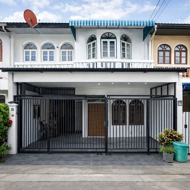 รูป สัมมากร รามคำแหง 114 -124 ทาวน์เฮาส์ 2 คูหา 3นอน 4แอร์ 3 น้ำ รพ.เกษมราษฎร์ รามคำแหง 750ม. 40 ตร.ว. 320 ตร.ม. รร.เตรียมอุดมน้อมเกล้า 900ม. - รูปที่ 1/8