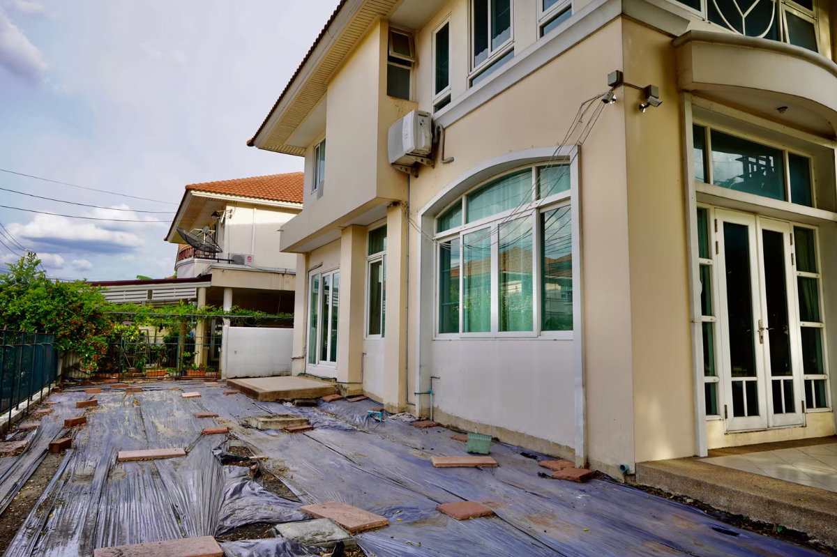 รูป 🏡 บ้านเดี่ยว หัวมุม วิวสวน หมู่บ้านศุภาลัย วิลล์ (หลักสี่-ดอนเมือง) 2 ชั้น 3 ห้องนอน 3 ห้องน้ำ 1 ห้องครัว 1 ห้องรับแขก ที่จอดรถ 2 คัน - รูปที่ 6/36