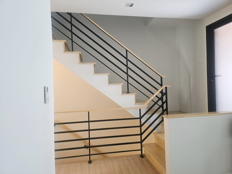 picture 3-story townhome for rent, PLEX Bangna project, Bangna km 5 - 6/17