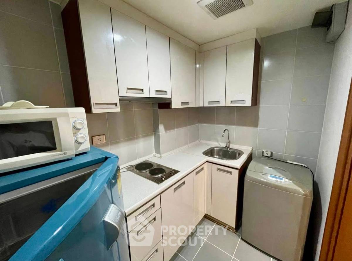 รูป คอนโด 1-ห้องนอน ที่ สีลม ซิตี้ รีสอร์ท คอนโดมิเนียม ใกล้ BTS ช่องนนทรี (ID 2796227) - รูปที่ 14/16