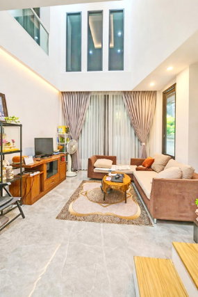 รูป รัชดา34-38 เซ็นทรัล ลาดพร้าว 2.5 กม. คฤหาสน์ 2 ชั้น 5นอน MRTลาดพร้าว 1.5กม. 100 ตร.ว. 300 ตร.ม. Double Volume ม.ราชภัฏจันทรเกษม 1.3 กม. - รูปที่ 3/8