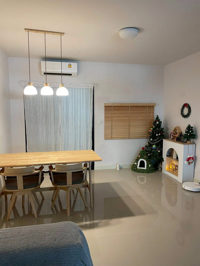 รูป 🏠✨ ปล่อยเช่าทาวน์โฮม 3 ชั้น บ้านกลางเมือง รามอินทรา 3 ห้องนอน 3 ห้องน้ำ ทำเลดี ใกล้ทางด่วน + รถไฟฟ้า พร้อมอยู่! 🐱 - รูปที่ 2/15