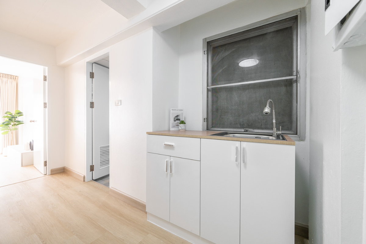 รูป R138 🔥ขายด่วน Thanaplace Condominium คุ้มเกินราคา! พื้นที่ใหญ่ ฟังก์ชันครบ ในราคาเพียง 1.399 ลบ.เท่านั้น - รูปที่ 21/26