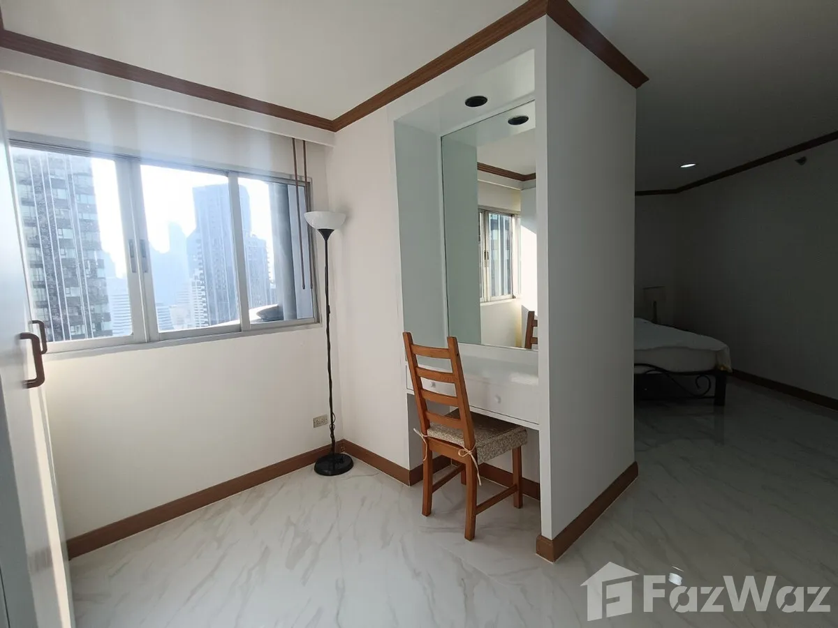 picture 2 Bedroom Condo for rent at Witthayu Complex 6174172 - 6/11