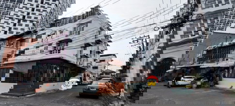  🏢✨ โฮมออฟฟิศ / ทาวน์โฮม 3 ชั้น “พระราม 9 ซอย 11” 4 ห้องนอน 6 ห้องน้ำ หลังมุม รีโนเวทใหม่ พร้อมทำธุรกิจได้ทันที!