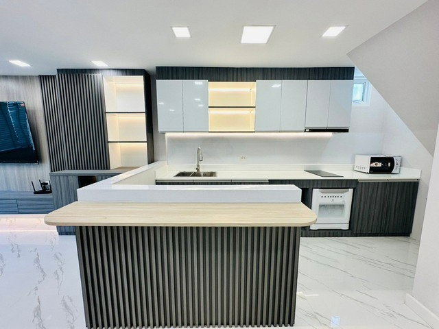 รูป HR3380ปล่อยเช่าบ้าน หลังมุม รีโนเวทใหม่ทั้งหลัง รัชดา 18 (ใกล้ MRT ห้วยขวาง) พื้นที่ใช้สอยสุดคุ้มกว่า 300 ตรม. แต่งครบพร้อมอยู่ - รูปที่ 19/43