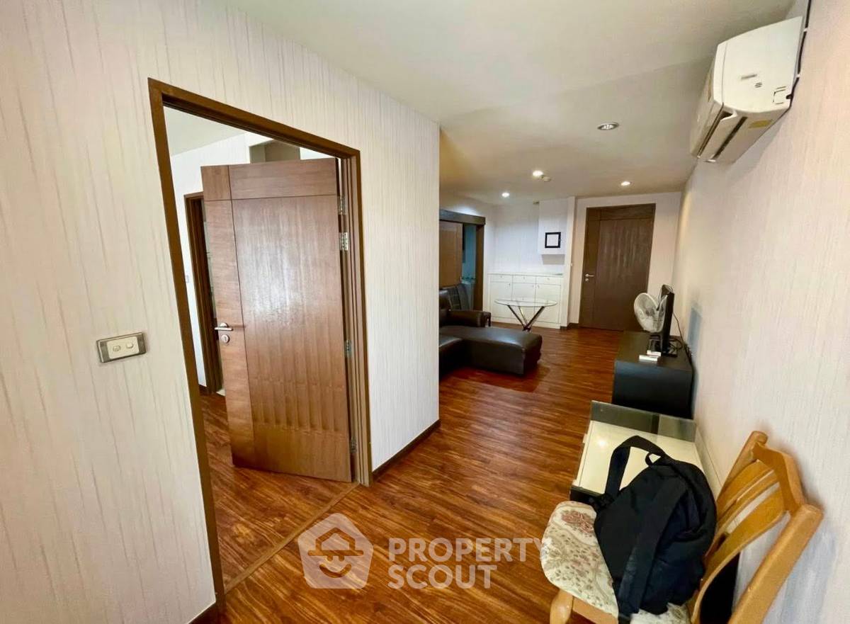 รูป คอนโด 1-ห้องนอน ที่ สีลม ซิตี้ รีสอร์ท คอนโดมิเนียม ใกล้ BTS ช่องนนทรี (ID 2796227) - รูปที่ 8/16