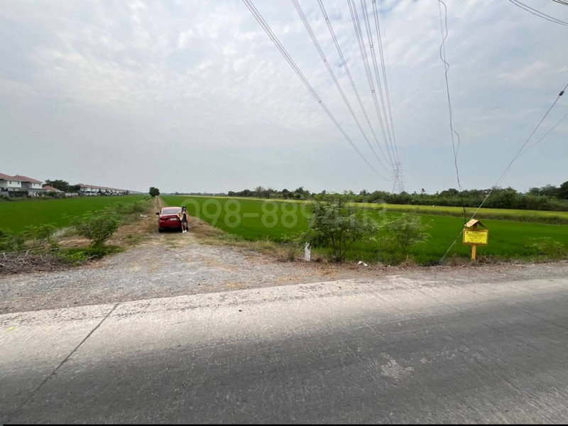 รูป ขายที่ดิน 2 แปลง ต.ไทรน้อย และ ต.ทวีวัฒนา นนทบุรี เนื้อที่ รวม ประมาณ 30 ไร่ ตั้งอยู่ในโซนศักยภาพ เชื่อมต่อถนนหลายสาย - รูปที่ 6/8