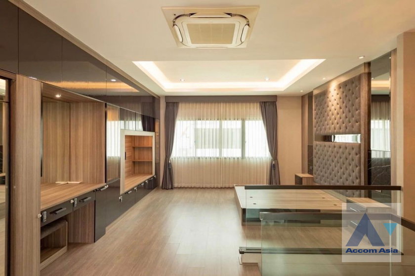 รูป 🔼🔽 AccomA 📩  Townhouse with greenery view in Lat Phrao area (AA41598) - รูปที่ 10/15